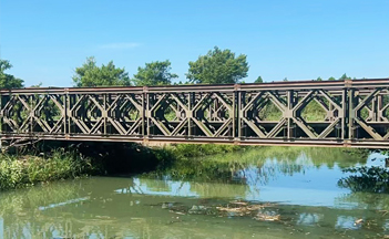 Puente Bailey CB200: la versátil columna vertebral de acero para emergencias e infraestructura