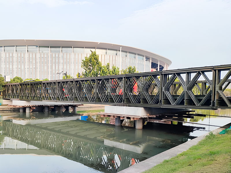 Puente Bailey CB 200 Puente Bailey reforzado de una sola capa y cuatro filas
