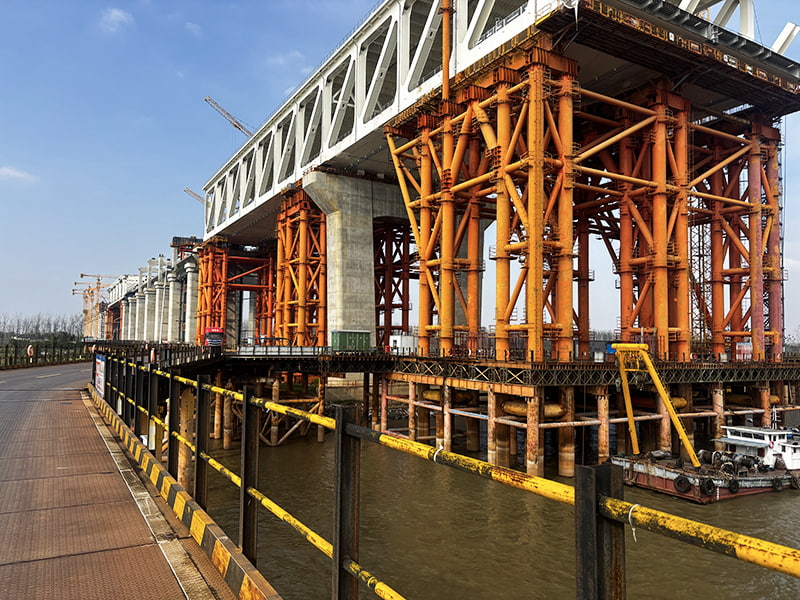 Plataformas de construcción de carga pesada de gran envergadura para puentes
